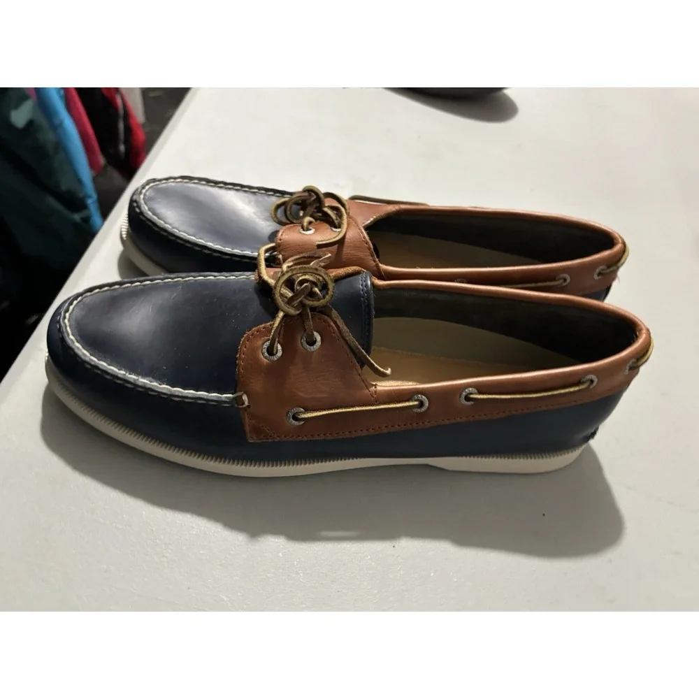 GH Bass 2-eye navy blue brown leather boat shoes Men's 13 preppy classy moc toe